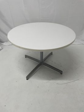 T12340 - 42" Round Tables