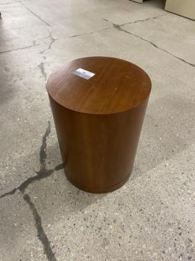 R6268 - Cherry End Tables