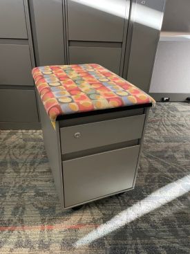 F6282 - Steelcase Mobile Pedestals