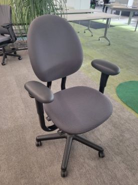 C61685 - Steelcase Criterion Chairs